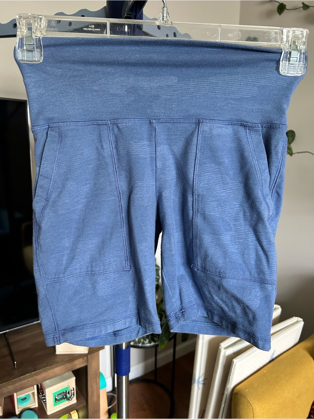 aerie blue camo bike shorts with pockets